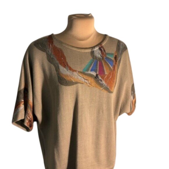 Valerie Lynn Hand-painted Tan Short Sleeve Knit Top Size Medium - Picture 1 of 12